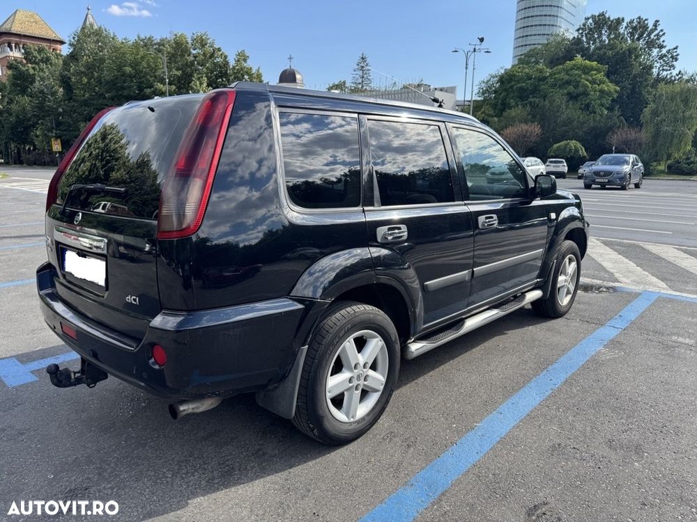 Nissan X-Trail 2.2 dCi Comfort - 4