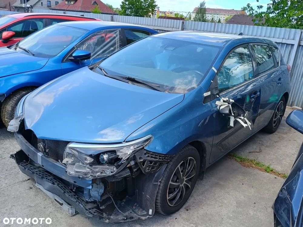Toyota Auris 1.6 Active - 1