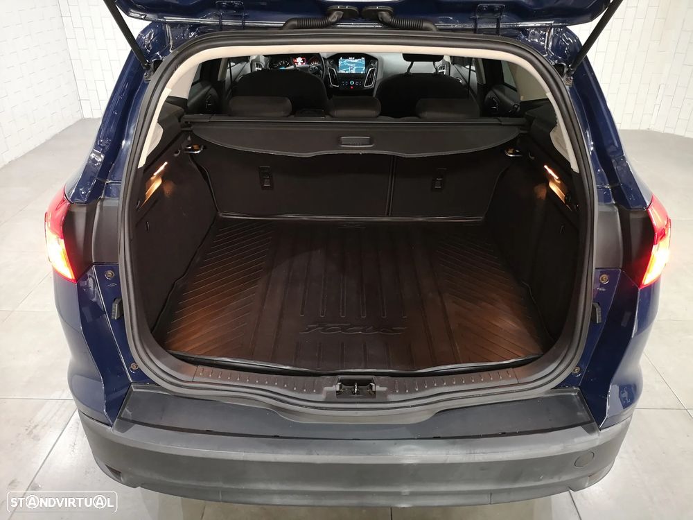 Ford Focus SW 1.5 TDCi EcoBlue Business Aut. - 12