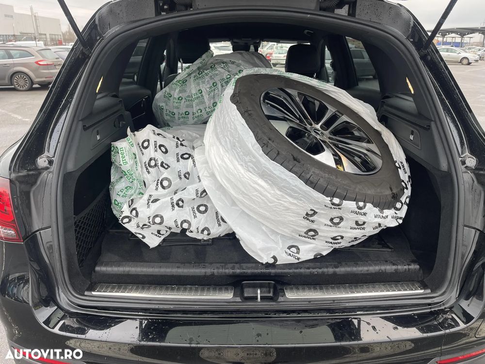 Mercedes-Benz GLC - 26