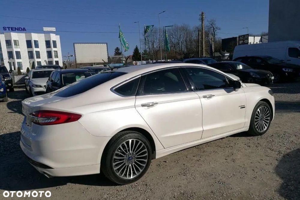Ford Mondeo 2.0 CVT - 32
