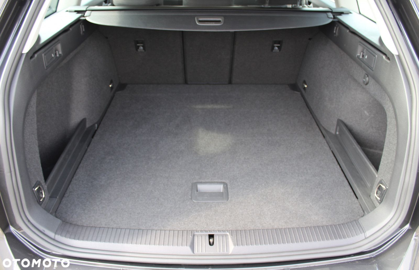 Volkswagen Passat 1.5 TSI EVO Business DSG - 14