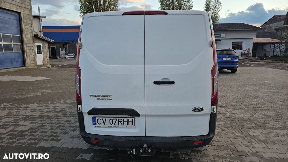 Ford TRANSIT CUSTOM - 4