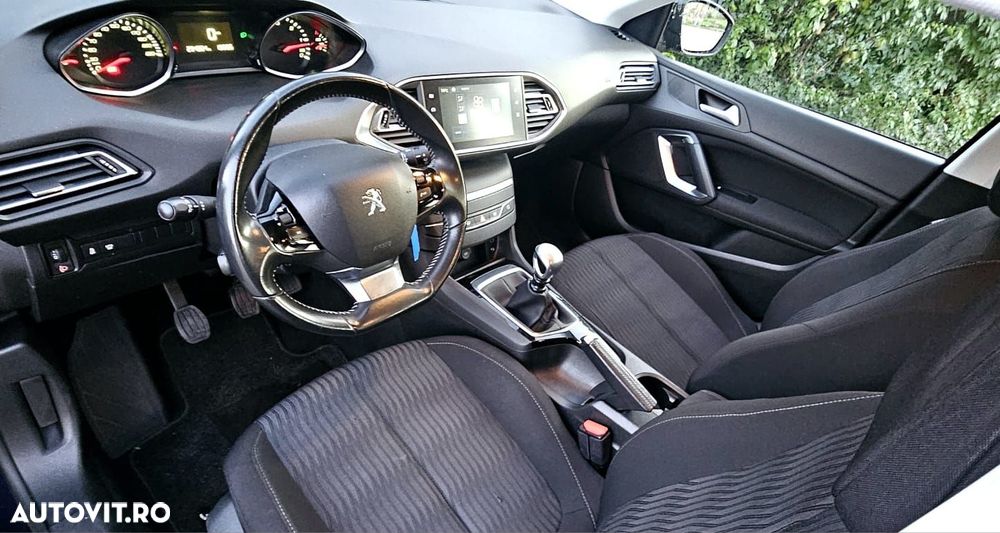 PEUGEOT 308 2014 — imagine 8