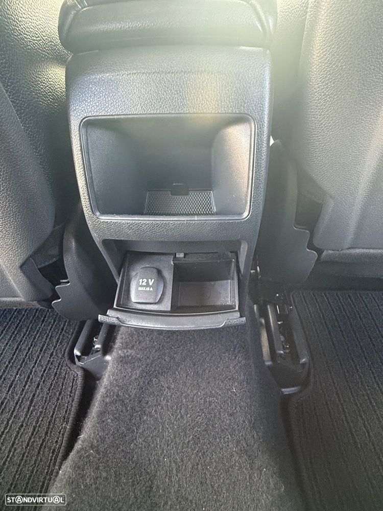 Mercedes-Benz GLA 180 CDI - 28