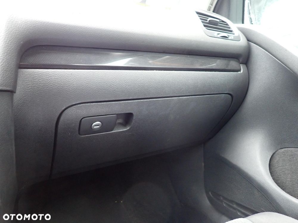 CZĘŚCI - Vw Golf VI 6 1,4 TSI 122KM CAXA HB 5D 6B MCB lakier LB9A 2009r. INDEX - 10276 - 9