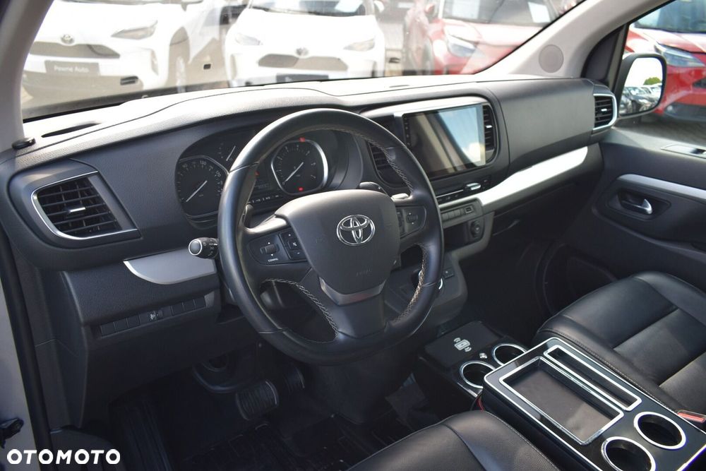 Toyota Proace Verso 2.0 D4-D Long VIP - 17