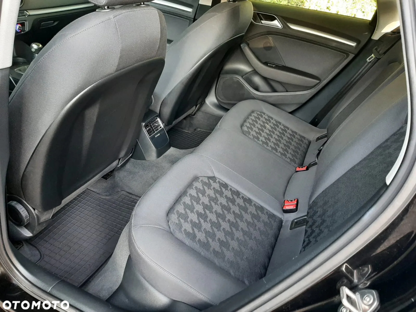 Audi A3 1.2 TFSI Sportback Ambition - 11
