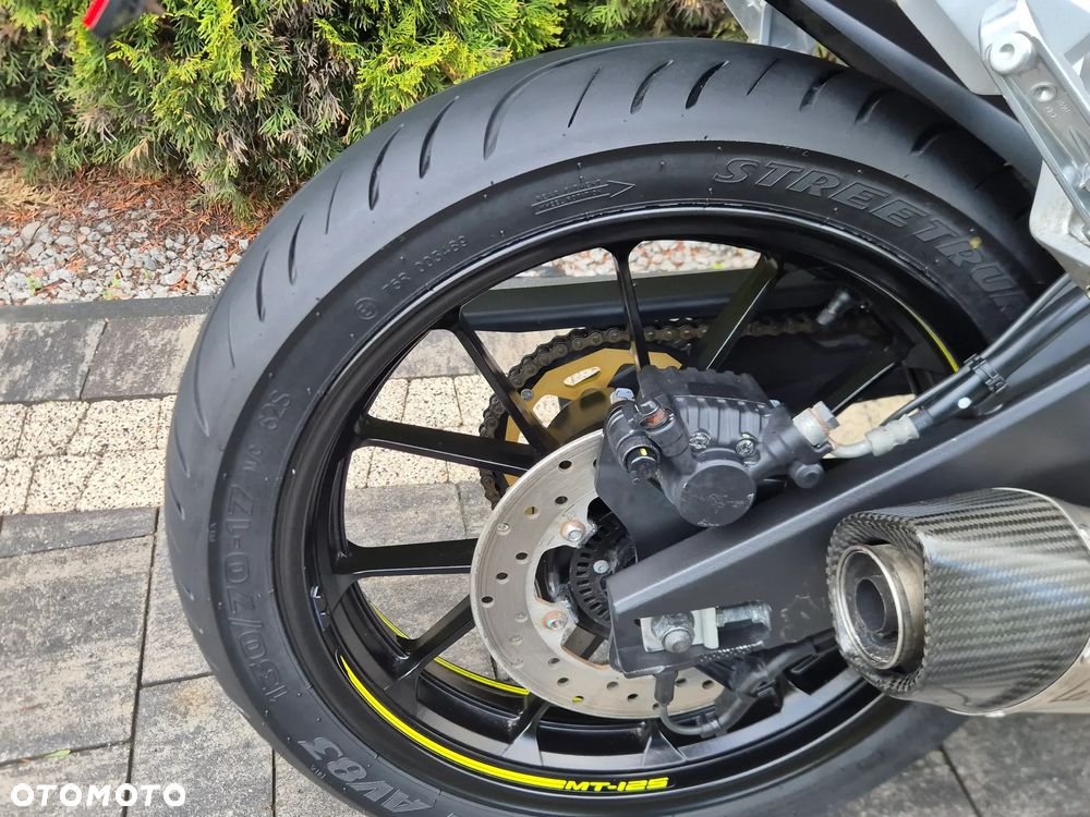 Yamaha MT - 12