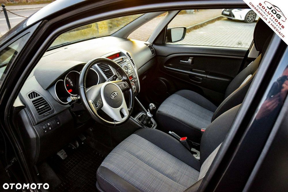 Kia Venga 1.4 CRDi 90 ISG Edition 7 - 17