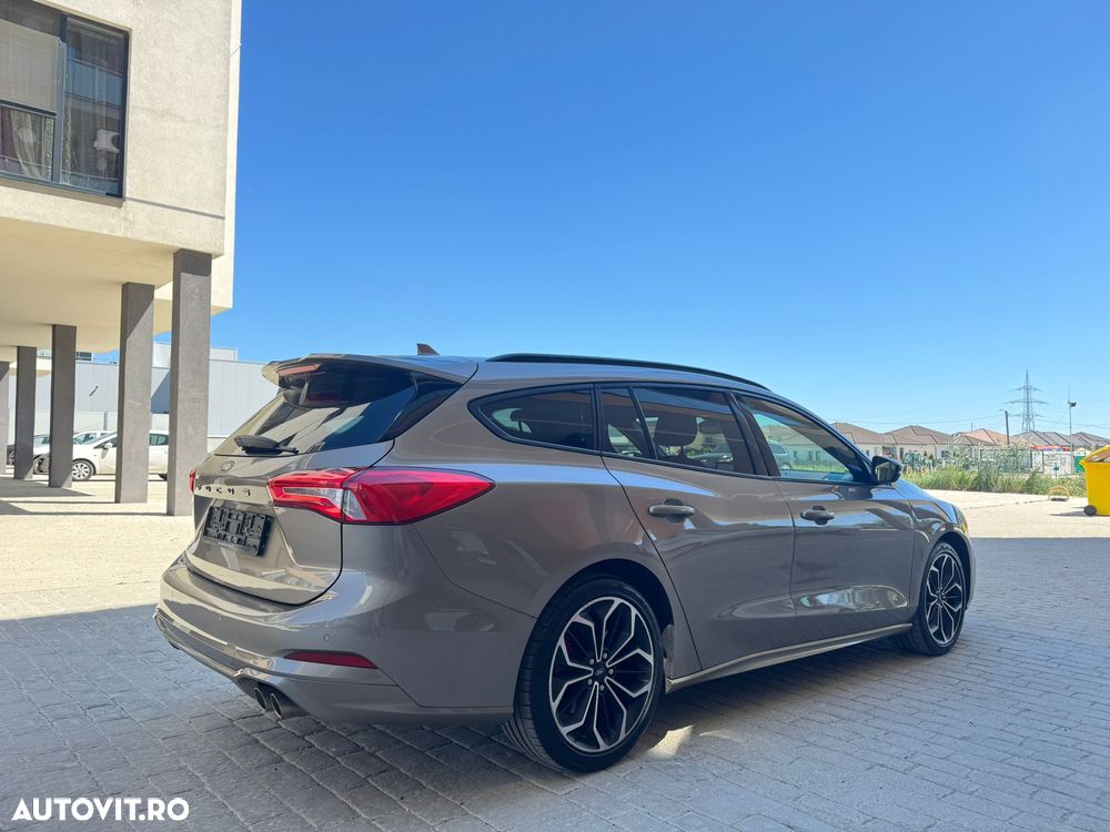 Ford Focus 1.5 EcoBlue Start-Stopp-System Aut. ST-LINE - 4