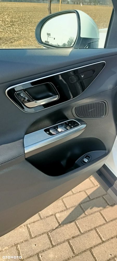 Mercedes-Benz GLC - 7
