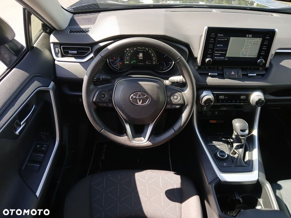 Toyota RAV4 - 24