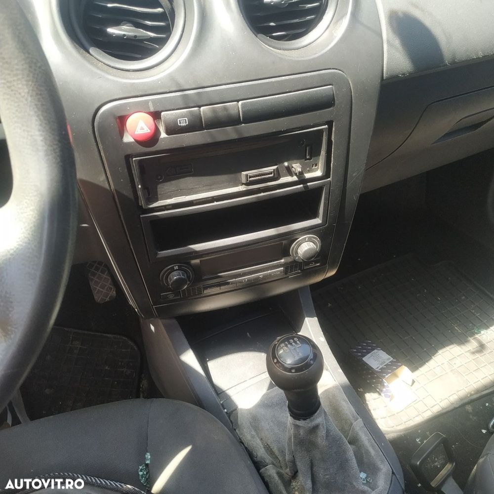 Dezmembrari  Seat IBIZA Mk 4 (6L)  2002  > 2009 1.2 Benzina - 8