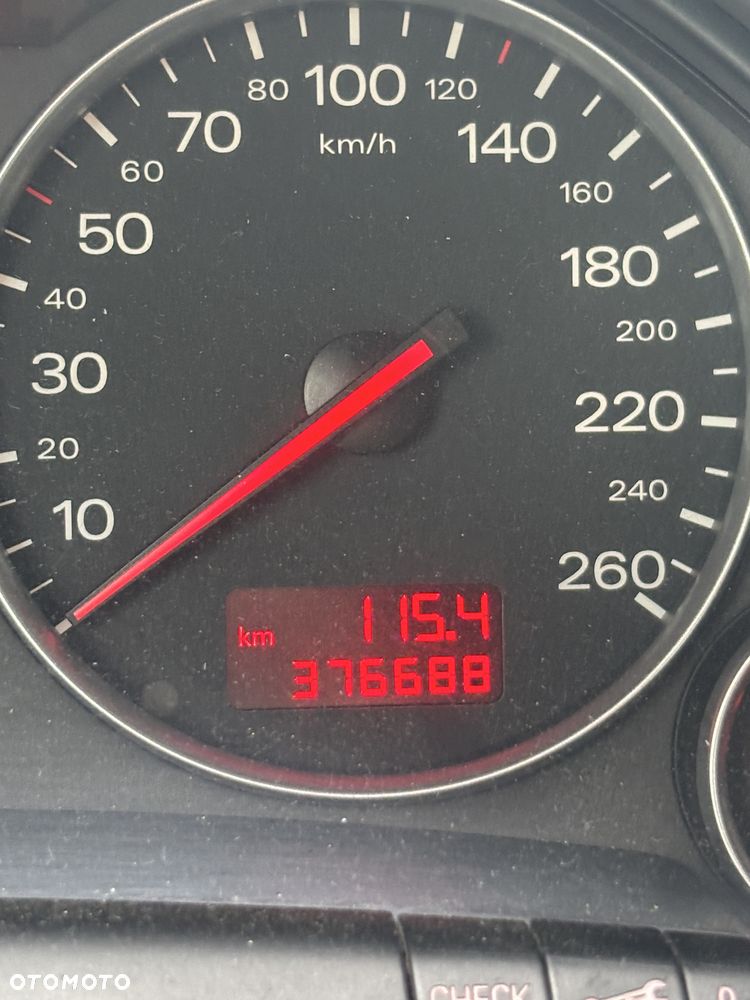 Audi A4 Limousine - 6