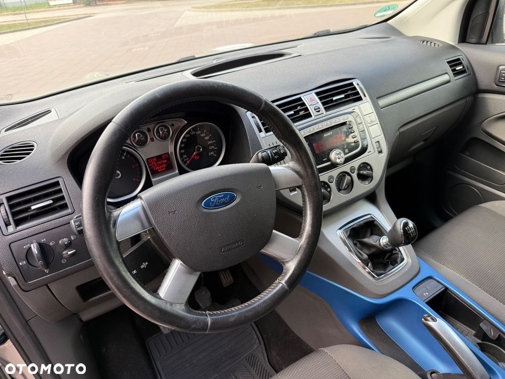 Ford Kuga 2.0 TDCi 4x4 Trend - 6