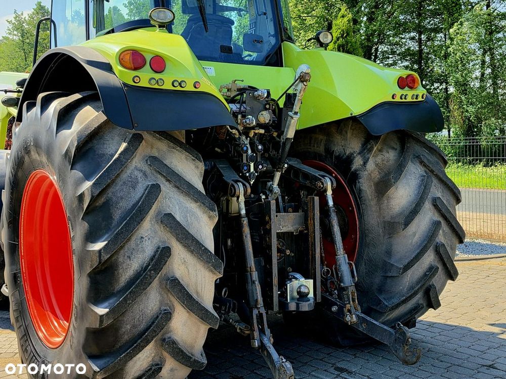 Claas AXION 810 CMATIC - 25