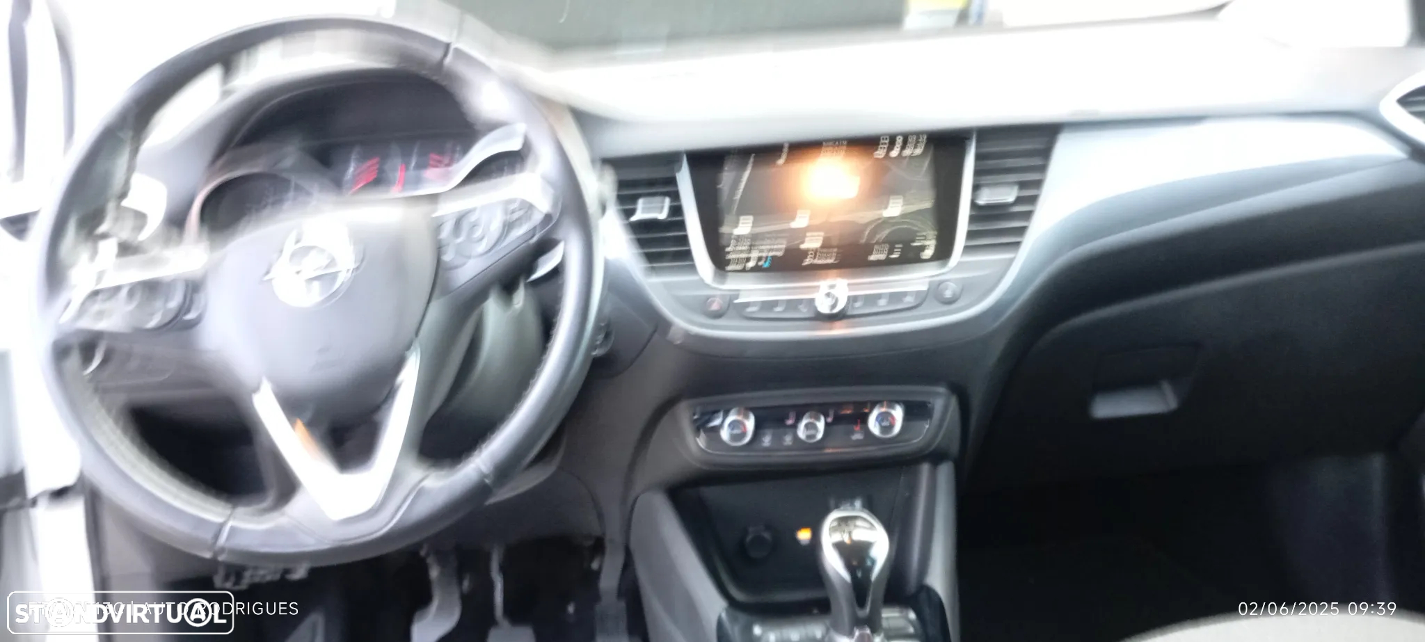 Opel Crossland X 1.2 Business Edition - 15