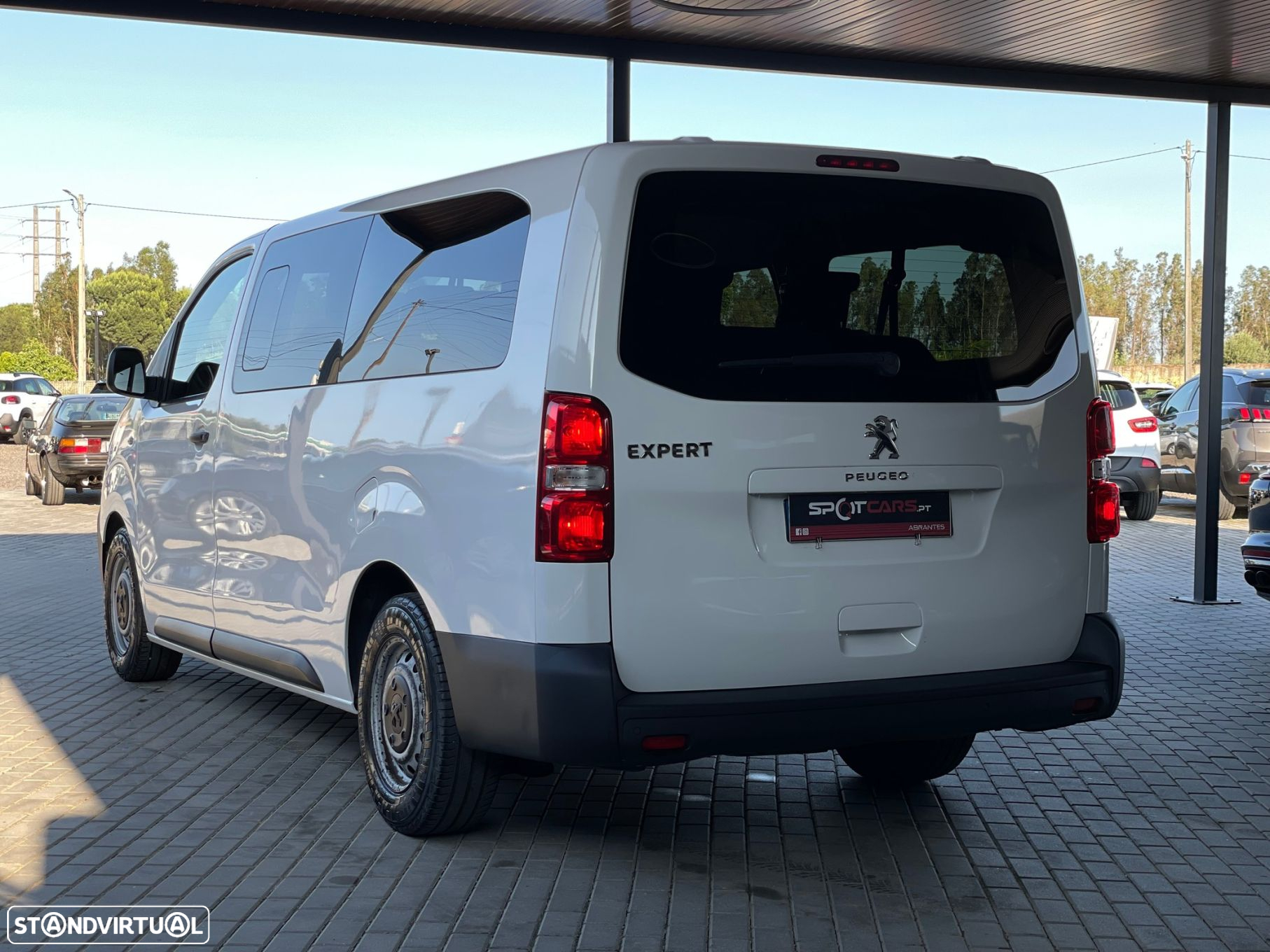 Peugeot Traveller 1.5 BlueHDi L3H1 Long - 5
