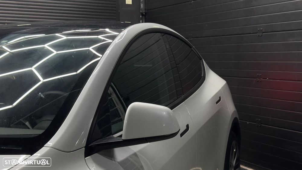 Tesla Model Y Performance Tração Integral - 19