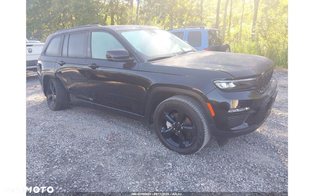 Jeep Grand Cherokee - 3