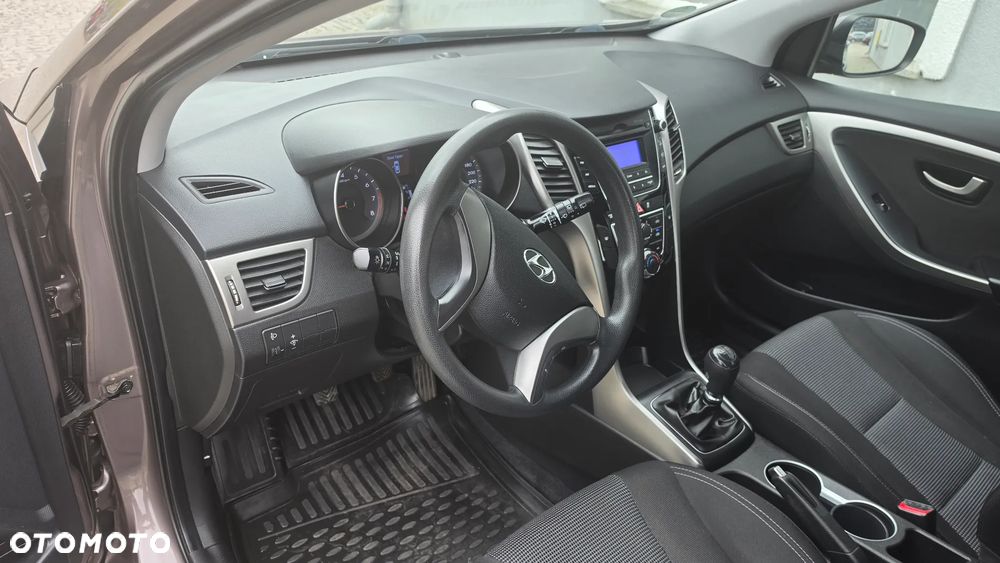 Hyundai i30 1.4 Advantage - 11