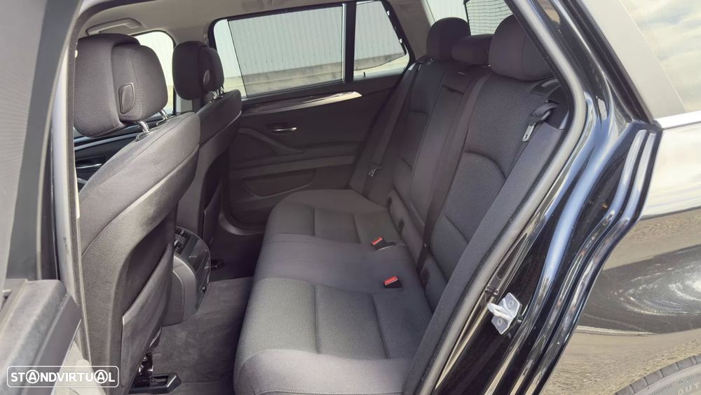 BMW 520 d Line Modern Auto - 37