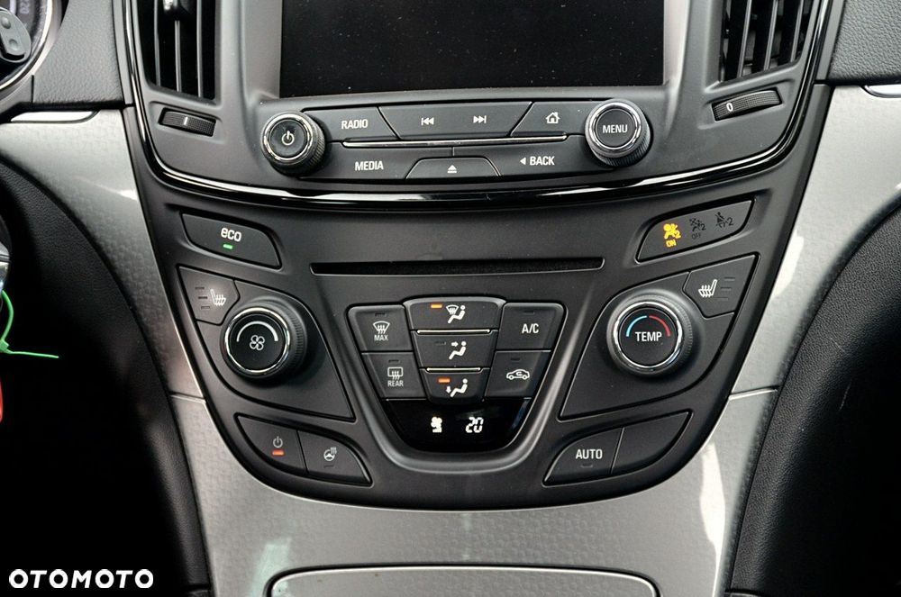 Opel Insignia - 17