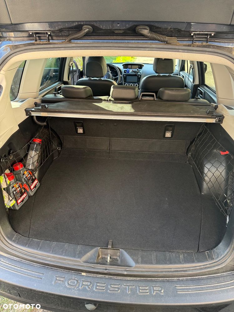 Subaru Forester 2.0 XT Platinum Lineartronic - 16