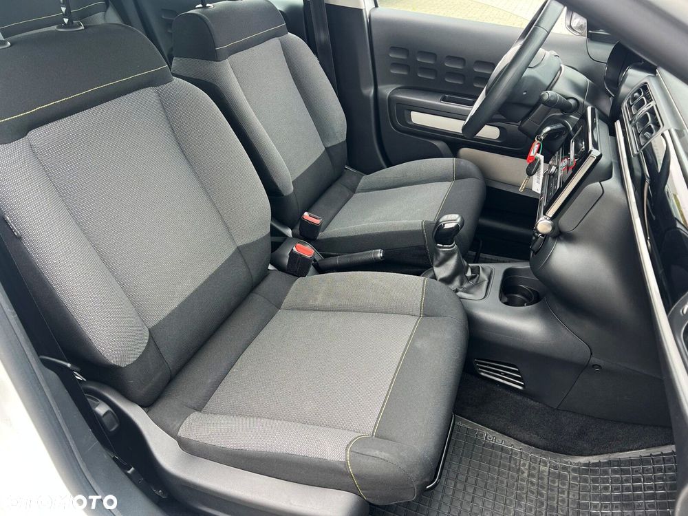 Citroën C3 1.2 PureTech Feel - 25