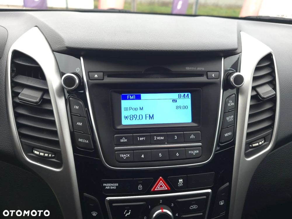 Hyundai i30 blue 1.4 Classic - 22