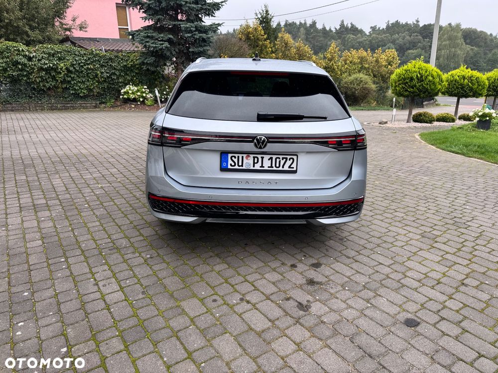 Volkswagen Passat 2.0 TDI SCR R-Line Plus DSG - 6
