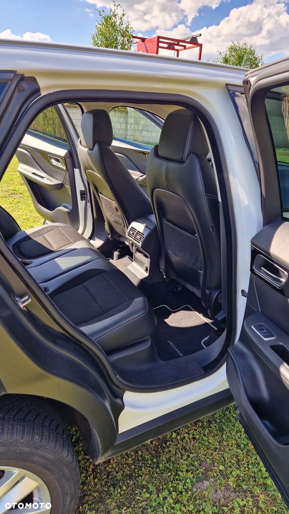 Jaguar F-Pace 2.0 i4D RWD Prestige - 5