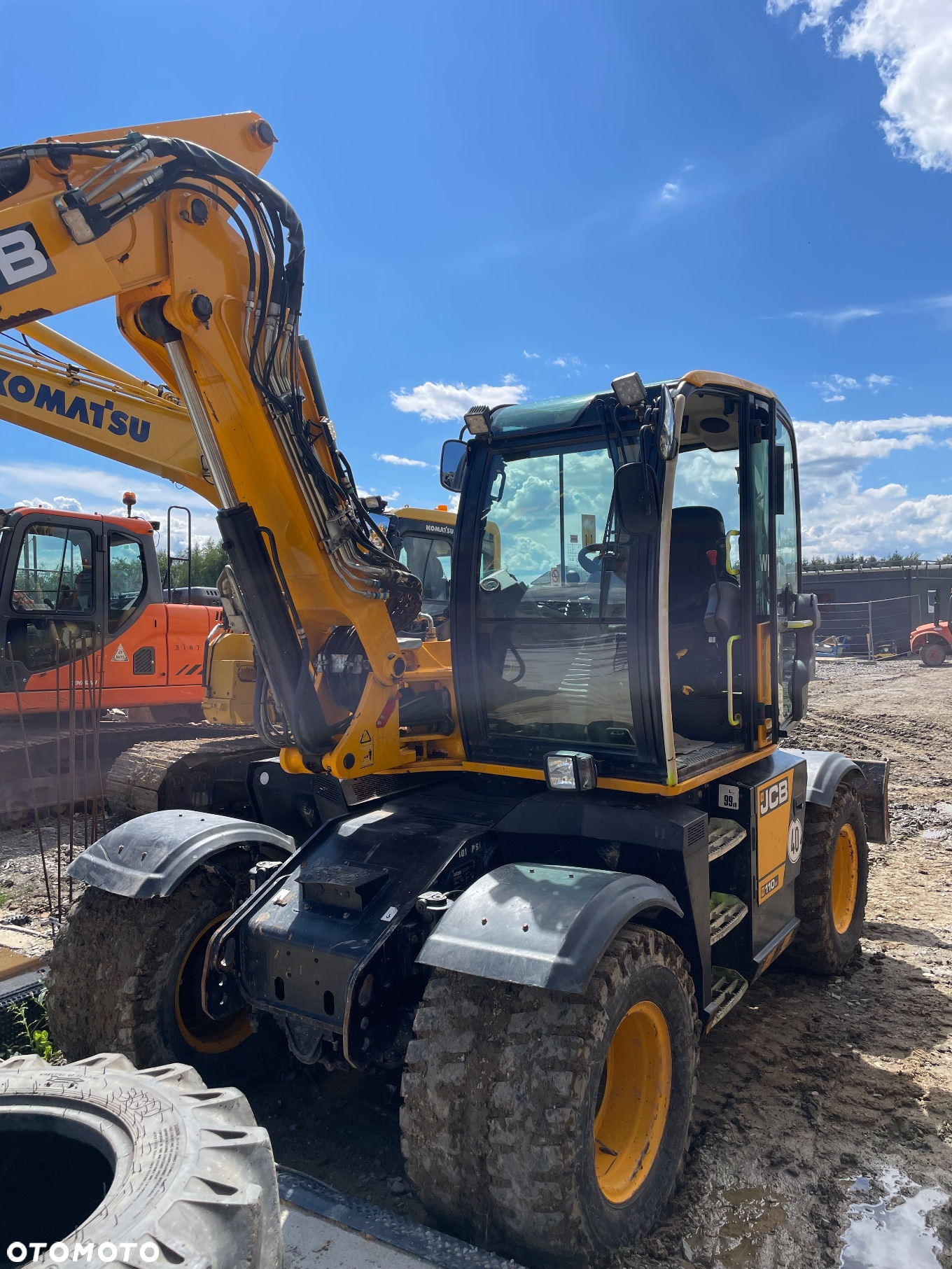 JCB 110W T4i Hydradig - 4