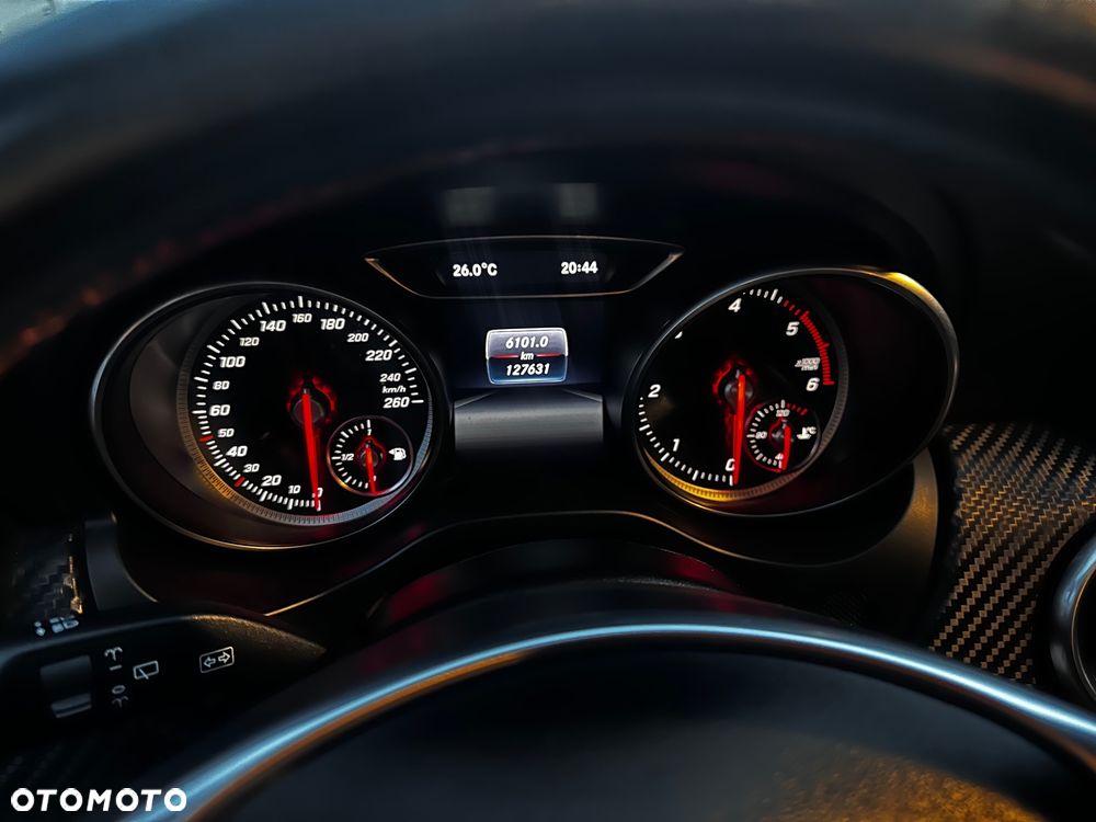 Mercedes-Benz Klasa A 180 d AMG Line - 20