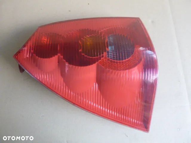 LAMPA LEWY TYŁ LEWA TYLNA PEUGEOT 307 KOMBI 01-05 - 4