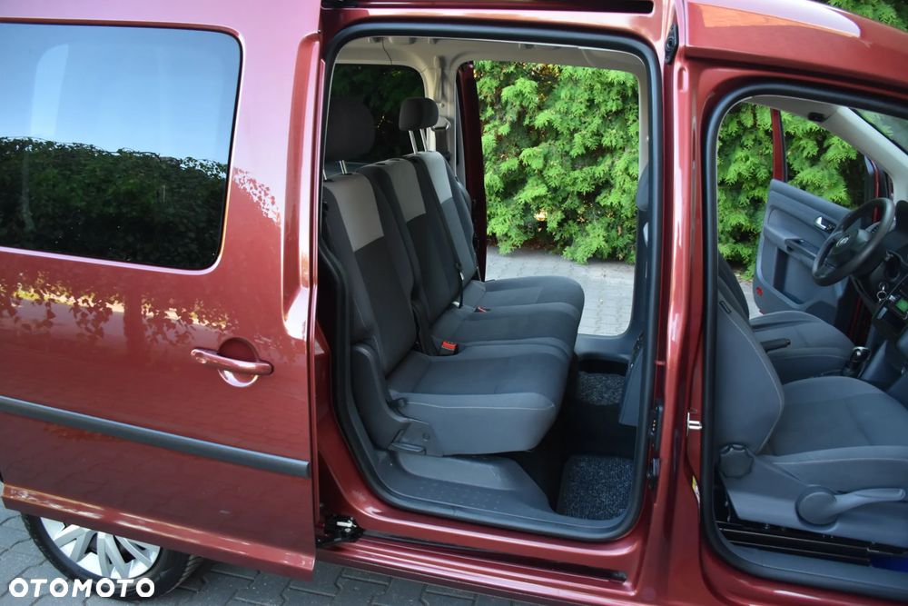 Volkswagen Caddy Maxi Highline DSG - 14