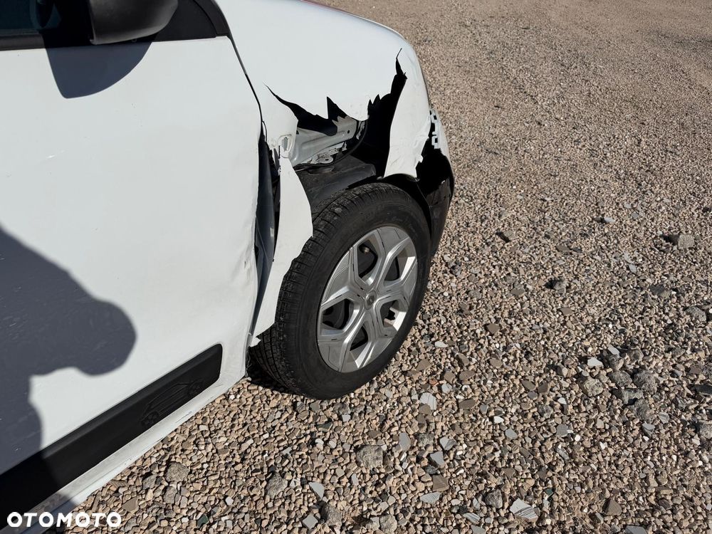 Renault Twingo SCe 75 INTENS - 18