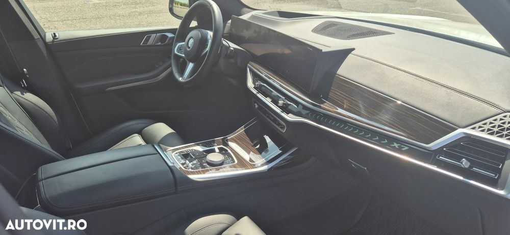 BMW X7 - 23