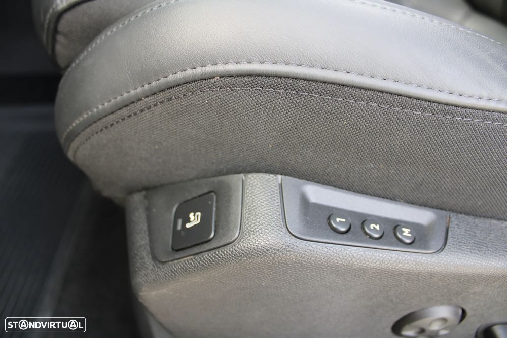 Peugeot 3008 2.0 BlueHDi GT EAT8 - 16