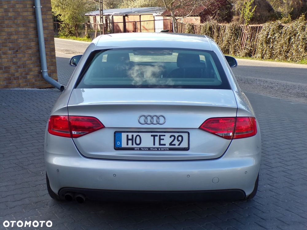 Audi A4 Avant 1.8 TFSI Attraction - 9
