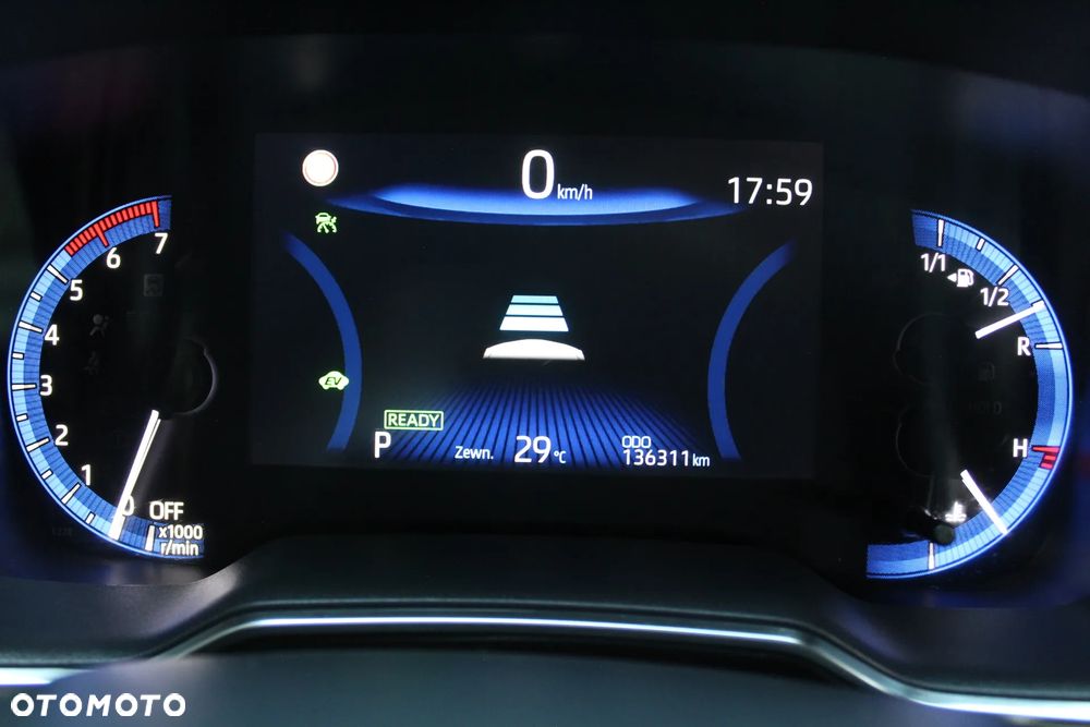 Toyota Corolla 1.8 Hybrid Comfort - 24