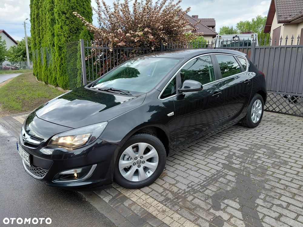 Opel Astra 1.6 Exklusiv - 10