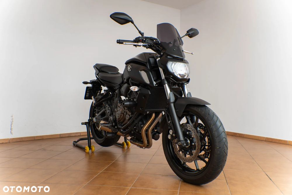 Yamaha MT - 10