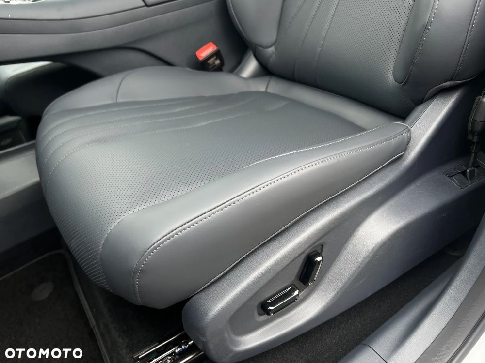 Geely Starray EM-i 1.5 PHEV Pro - 15