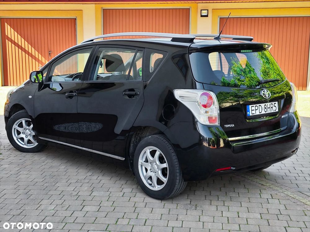 Toyota Verso 1.8 7-Sitzer Life - 16