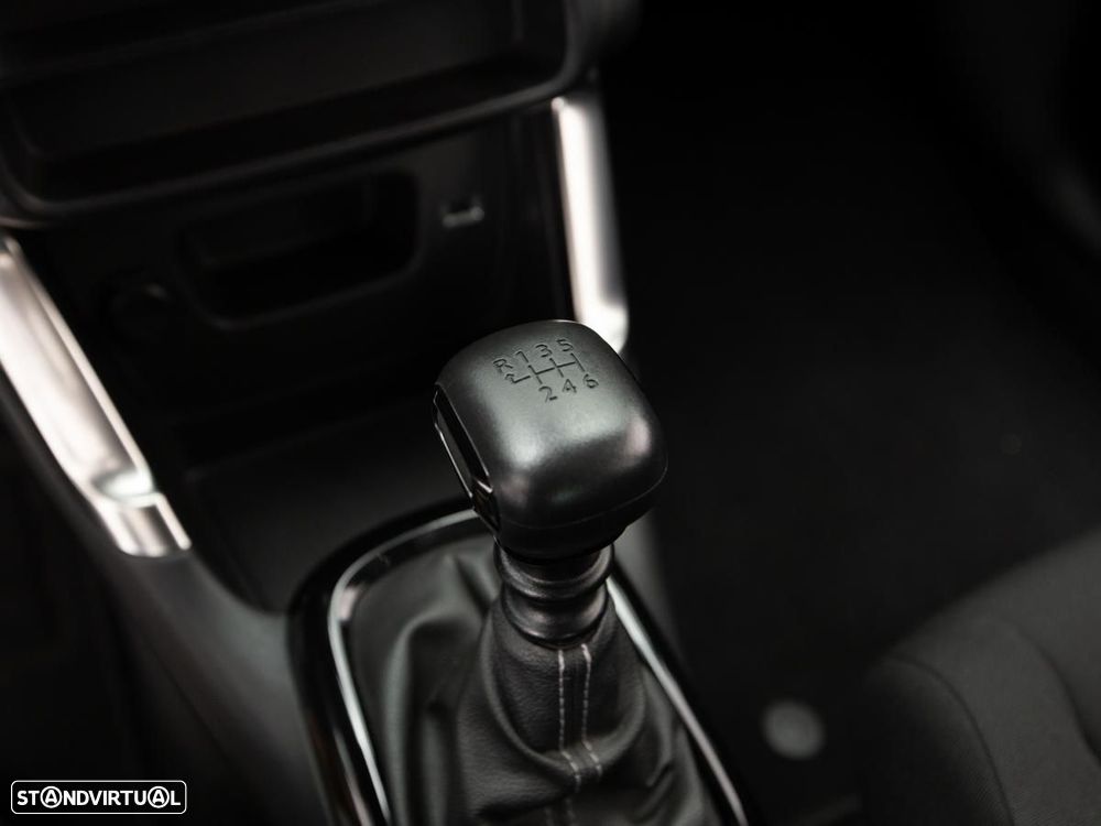 Citroën C3 1.2 PureTech Shine Pack - 17