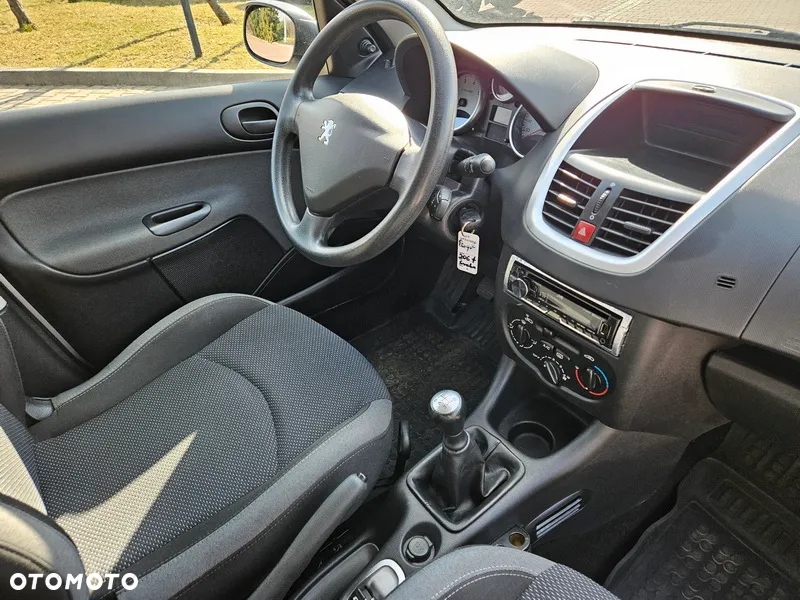 Peugeot 206 - 6