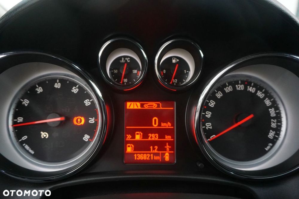 Opel Astra 1.4 Turbo - 9
