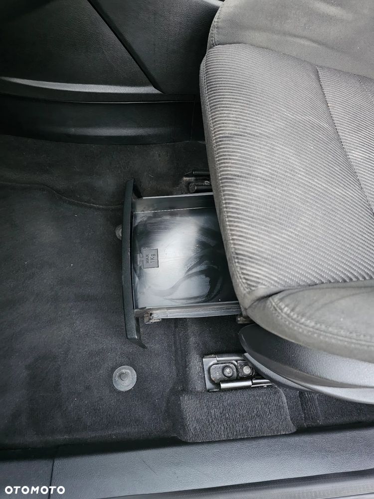 Ford S-Max 2.0 TDCi DPF Titanium - 8